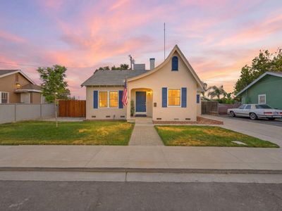 211 S Oakhurst Street, Visalia, CA, 93292