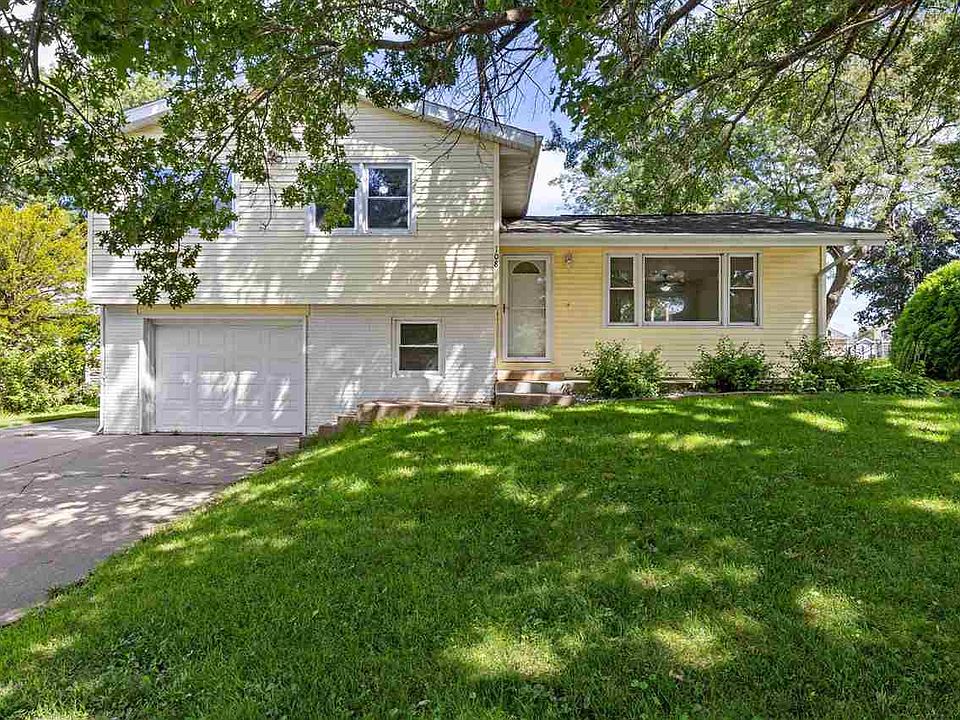 1st image of 108 Parkview Ct