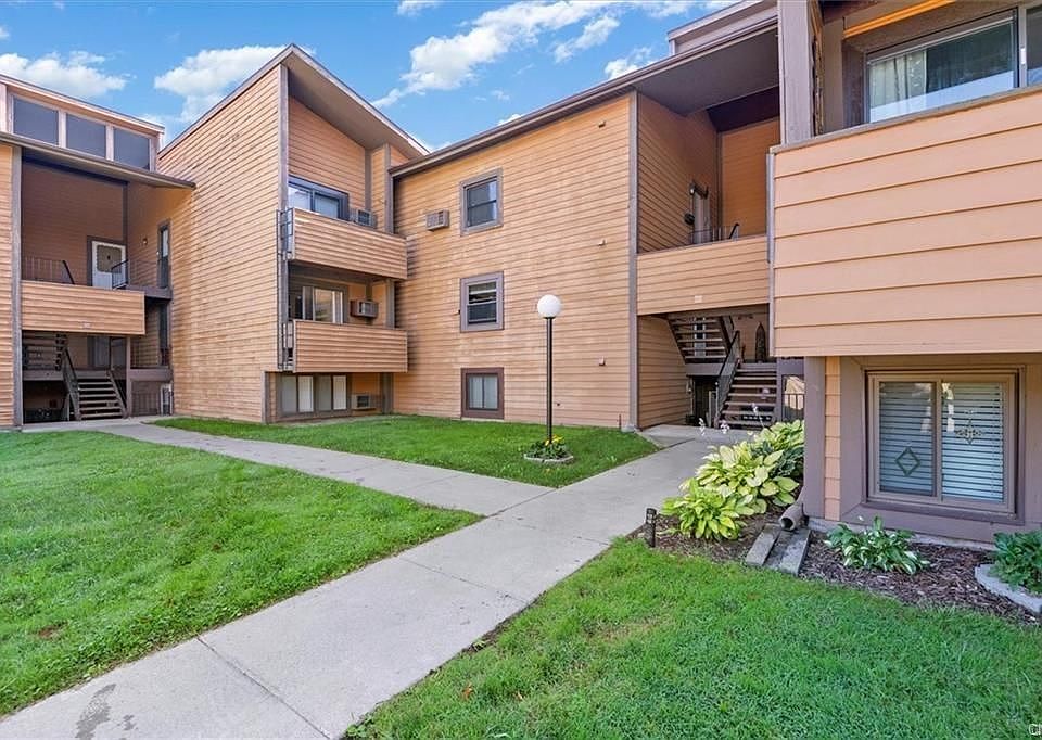 556 Village Blvd N, Baldwinsville, NY 13027 Zillow