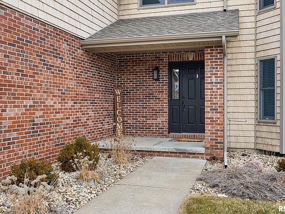 4th image of 3903 W Hearthwood Dr