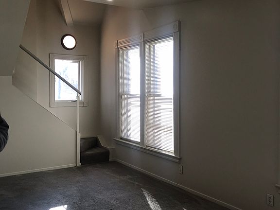 2nd image of 1534 SW College Ave #2