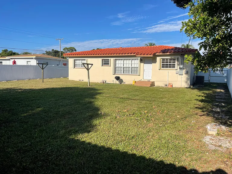 860 Arizona Ave — Photo 27