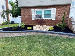 88 Marsh Ave, Sayreville, NJ 08872