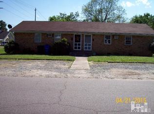 308 Eastover Ave, Clinton, NC 28328