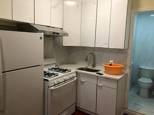 Rented by Oxford Property Group | media 15