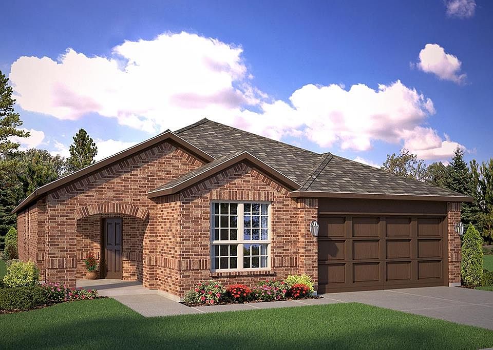 1st image of 602 NW Avenue R