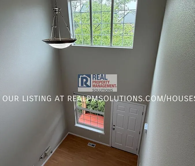 1851 SE Centurion Way — Photo 55