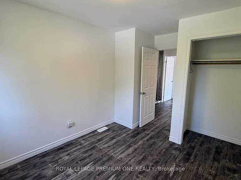 512 Mosley St #WHOLE HOUSE — Photo 29