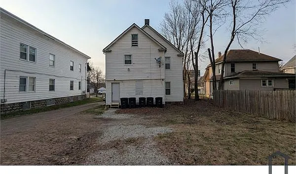 793 Boulevard St #2 — Photo 32