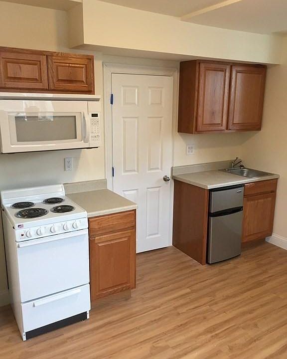 2nd image of 42 Harvard Ave #3