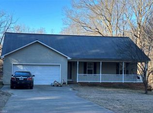 661 Arvil Hunt Rd, Lexington, NC 27295