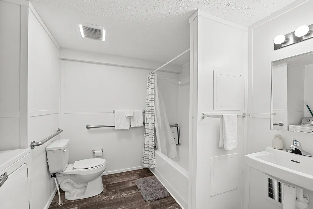 Seasonal Rental in Hungry Horse — Photo 2