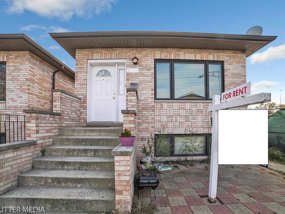 1st image of 2549 S Hillock Ave