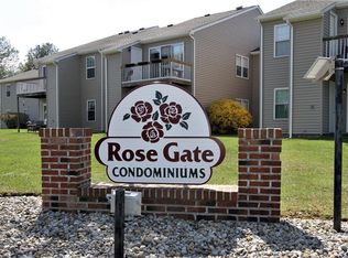 4 Lindsey Cir, Old Bridge, NJ 08857