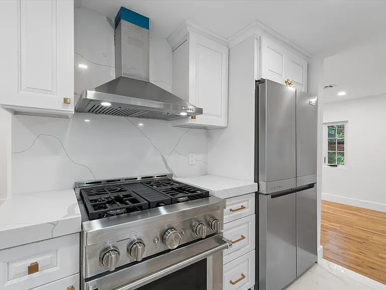 115 Old Mill Rd — Photo 19