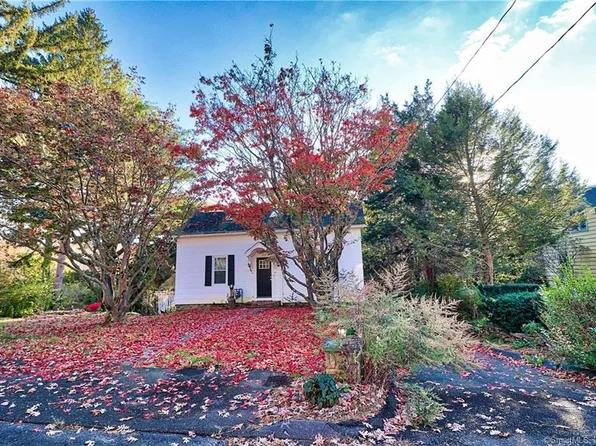 131 Litchfield Street, Thomaston, CT 06787