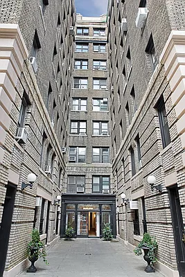 Sold by Compass | media 31