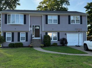 73 King St #1, Johnston, RI 02919