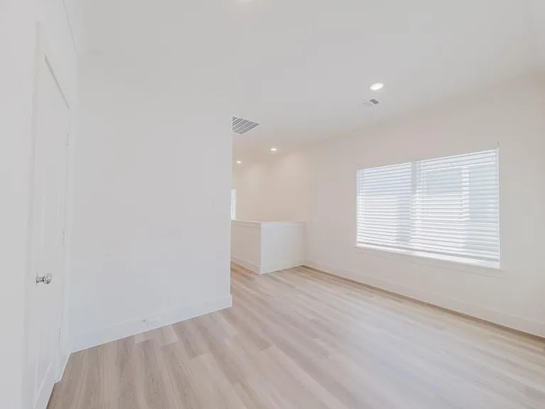 4630 March Ave — Photo 17