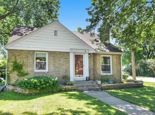 101 17th Ave N, Hopkins, MN 55343