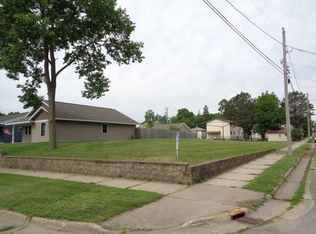 918 Saint Cloud St, La Crosse, WI 54603