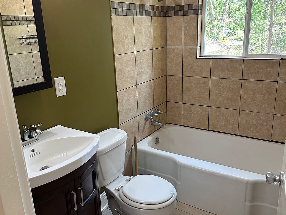 1st image of 1809 Jenkins Ave