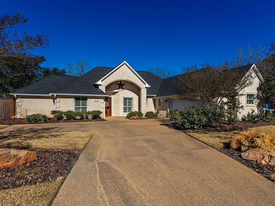 1st image of 9223 Brookwater Cir