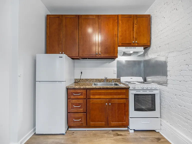 906 Howard St #1149RC — Photo 5