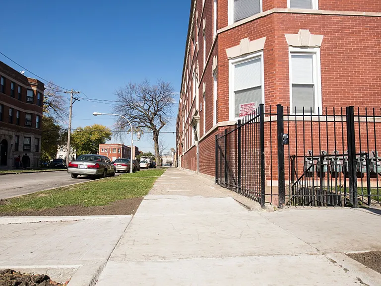 3454 W Lexington — Photo 15