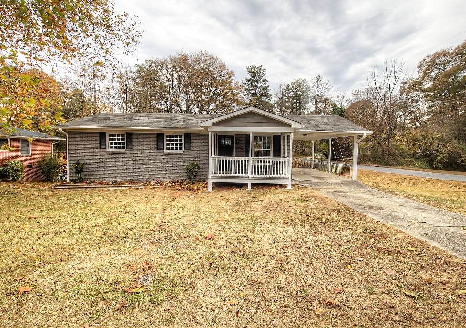 1st image of 702 Bothwell Pl