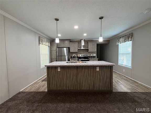 3rd image of 1033 Tatoga Dr