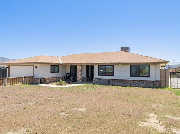 21620 Ginger Ct, Tehachapi, CA 93561