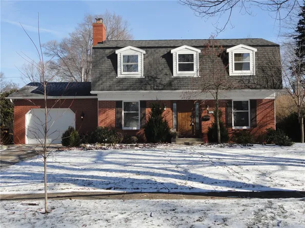 311 Mohawk Dr, Erie, PA 16505
