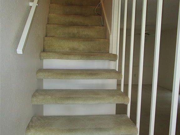 5th image of 607 Saint Charles Dr