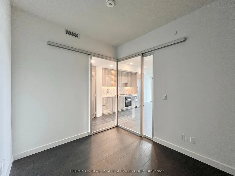 68 Esther Shiner Blvd #569 — Photo 23