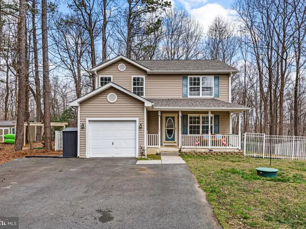 1219 S Independence Dr, Montross, VA 22520