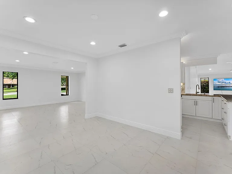 2244 Quail Rdg — Photo 32