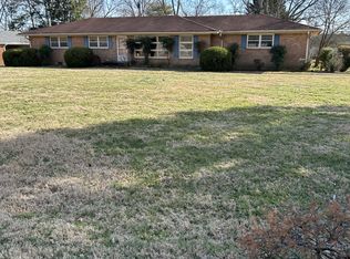 931 Harris Dr, Gallatin, TN 37066