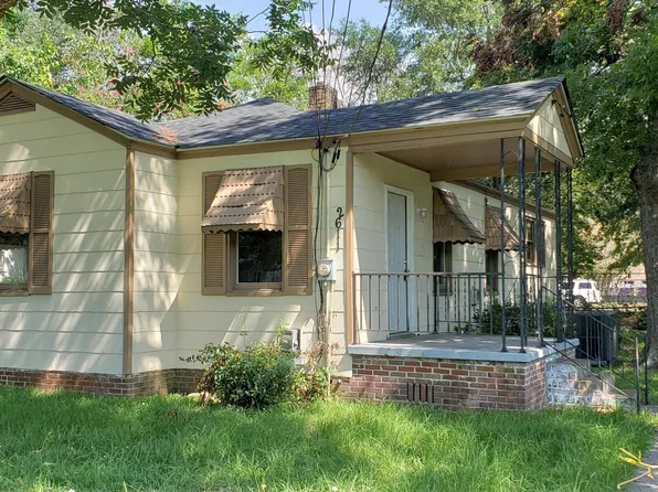 2611 Ferrara Dr, North Charleston, SC 29405