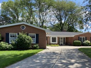500 E Bay Point Rd, Bayside, WI 53217