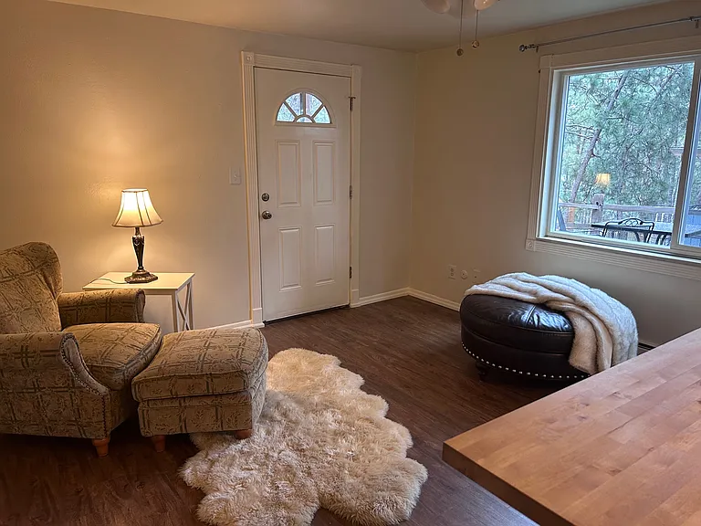 15185 Deby Dr — Photo 4