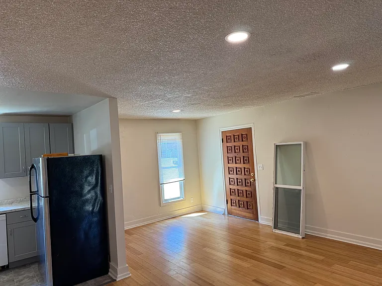 1775 Augusta St — Photo 13