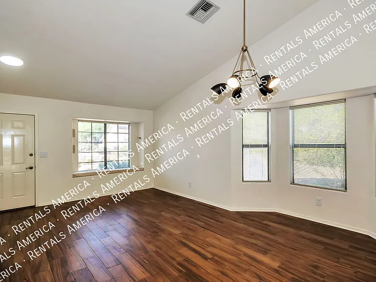 2471 W Fostoria Pl — Photo 8