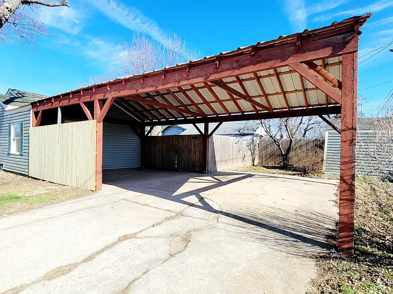 300 E Kittyhawk Dr — Photo 19