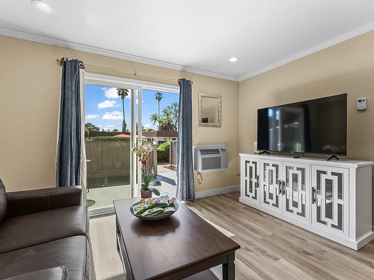 2451 Santa Rita Rd #52 — Photo 50