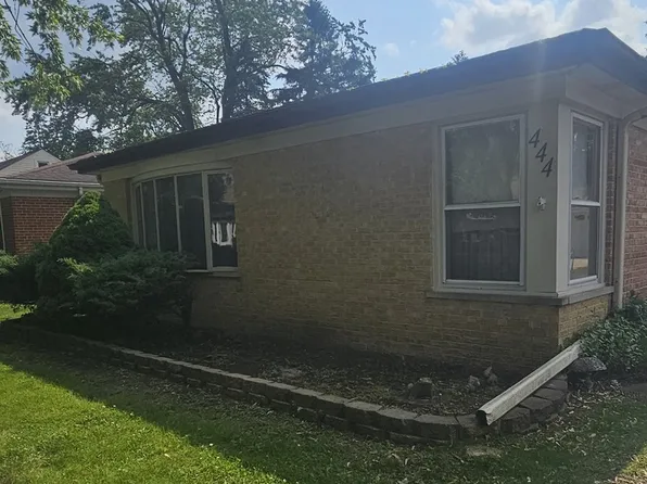 444 S Walnut St, Itasca, IL 60143