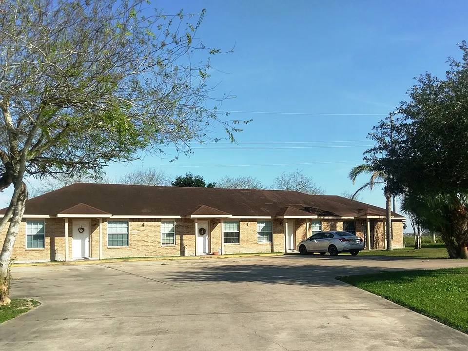 2525 Chuparosa Ct