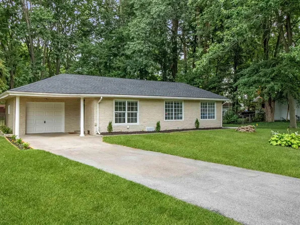 3310 Blue Water Dr, Fort Gratiot, MI 48059