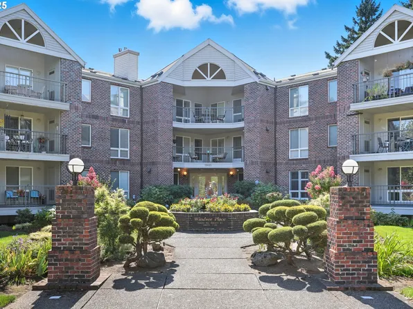 15420 NE Knott St Unit 16, Portland, OR 97230
