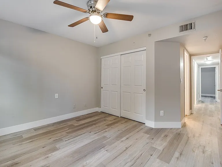 2750 S Durango Dr — Photo 12